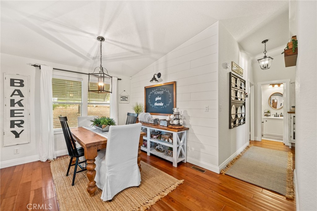 MLS #IV25264169 image #11