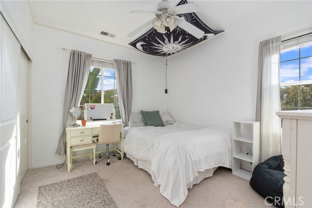 Detail Gallery Image 18 of 34 For 4682 Meadow Dr., Carlsbad,  CA 92010 - 5 Beds | 4 Baths