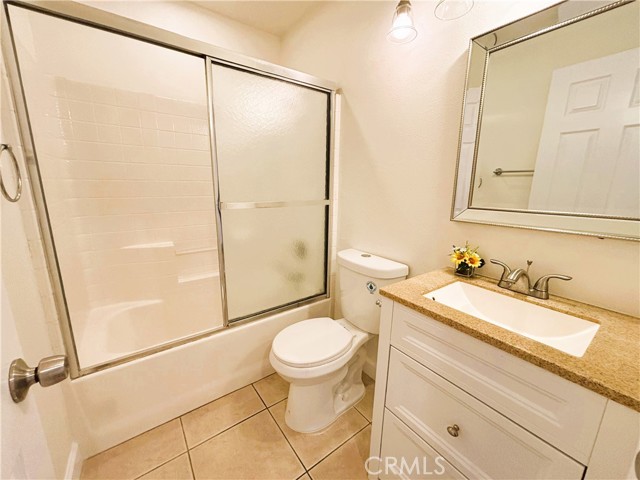 488 Towergrove Drive, Corona CA: https://media.crmls.org/medias/292360a1-9db9-4f09-b8d5-ff42defe3c28.jpg