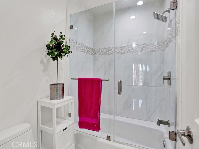 Detail Gallery Image 24 of 63 For 3842 Montego Dr, Huntington Beach,  CA 92649 - 4 Beds | 3 Baths