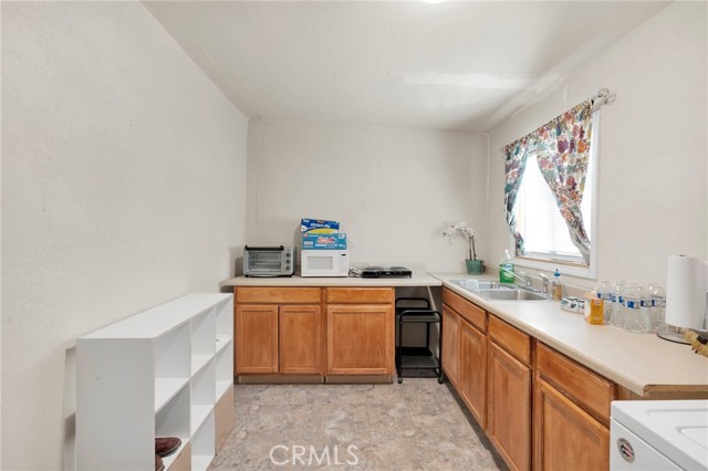 Detail Gallery Image 7 of 63 For 12660 Ivanhoe Rd, Lucerne Valley,  CA 92356 - 4 Beds | 3 Baths