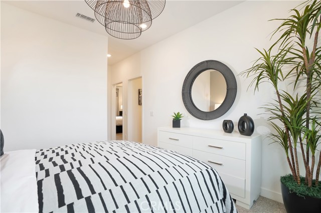 Detail Gallery Image 20 of 22 For 2317 W Broadway, Anaheim,  CA 92804 - 2 Beds | 2/2 Baths
