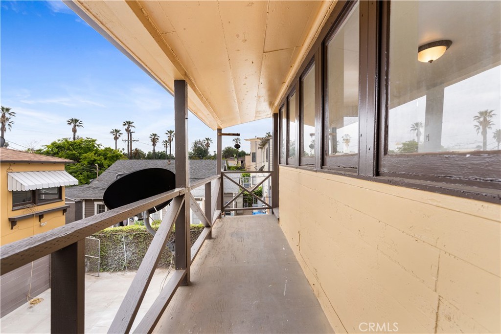 MLS #OC25097887 img 23