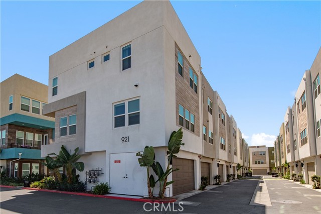 Detail Gallery Image 27 of 28 For 921 E Mason Ln #28,  Anaheim,  CA 92805 - 3 Beds | 3 Baths