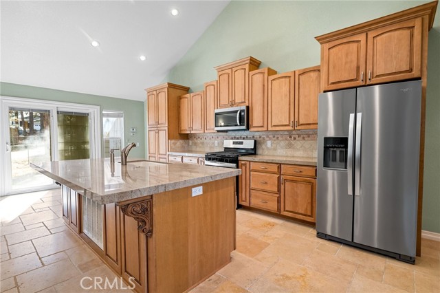 Detail Gallery Image 2 of 37 For 301 S Shakespeare Ln, Big Bear City,  CA 92314 - 3 Beds | 2 Baths