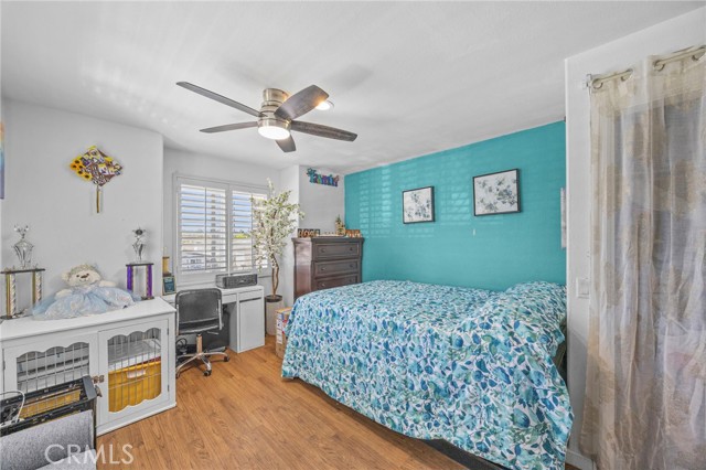 Detail Gallery Image 15 of 39 For 1709 S Townsend St, Santa Ana,  CA 92704 - 4 Beds | 2/1 Baths