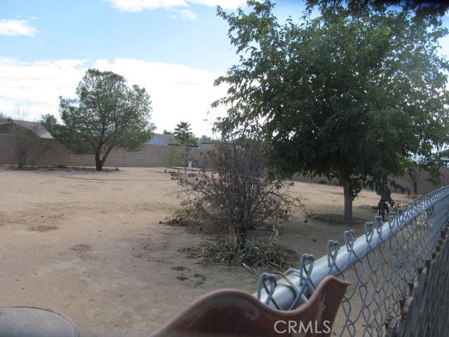 Detail Gallery Image 46 of 67 For 13563 Ivanpah, Apple Valley,  CA 92308 - 4 Beds | 2 Baths