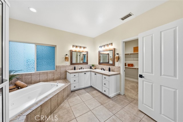 Detail Gallery Image 29 of 60 For 40055 Valle Vista, Murrieta,  CA 92562 - 4 Beds | 4 Baths