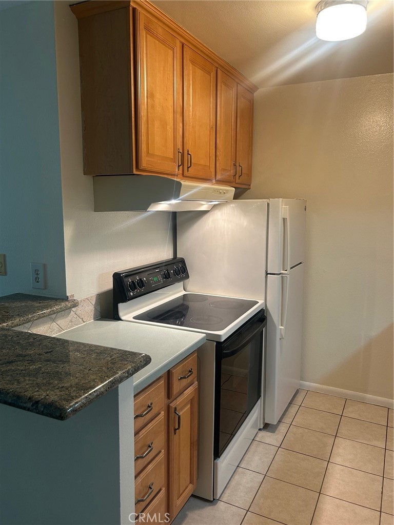 6. 3605 W Hidden Lane #309 Rolling Hills Estates, CA 90274