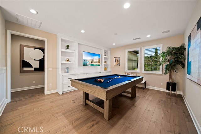 142 Salt spg, Irvine CA: https://media.crmls.org/medias/29295f61-8688-44eb-90b6-cb95e835748c.jpg