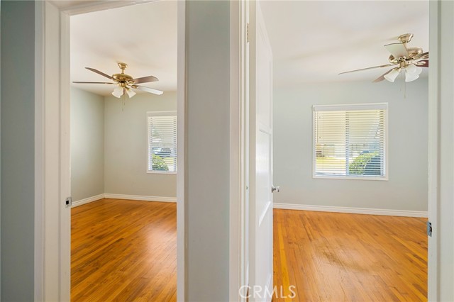 Image 22 of 40 For 5316 Lorelei Avenue
