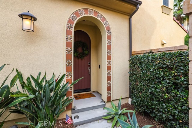 Detail Gallery Image 3 of 41 For 32 Fuchsia, Lake Forest,  CA 92630 - 4 Beds | 3 Baths