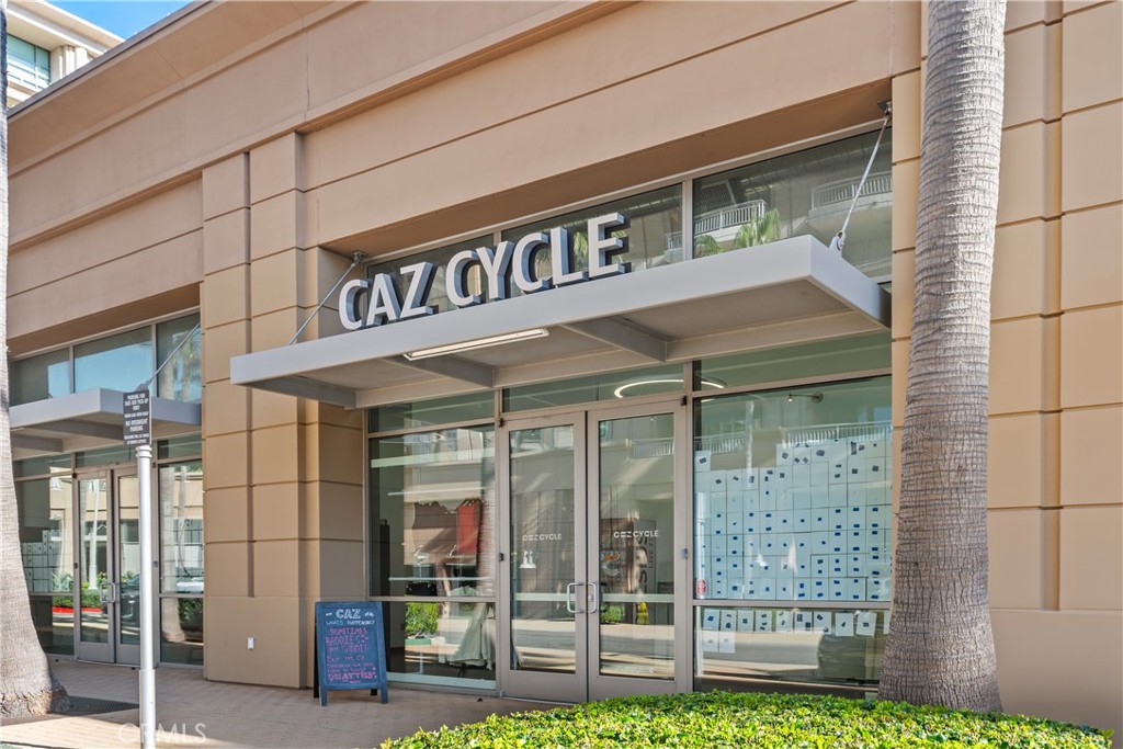 292ab8d0 295c 49f8 B35b F575d9e75459