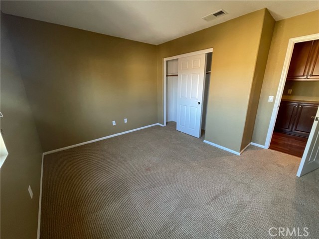 Detail Gallery Image 11 of 16 For 631 Marbella Ct, Oxnard,  CA 93035 - 4 Beds | 3/1 Baths