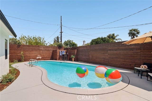 18257 Palora Street, Tarzana CA: https://media.crmls.org/medias/292e1b45-7b8c-44ce-8015-74aed8e8995c.jpg