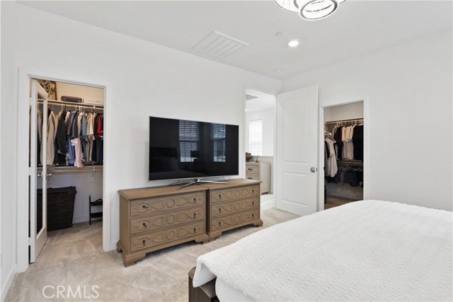 Detail Gallery Image 12 of 25 For 1096 N Anaheim Blvd., Anaheim,  CA 92801 - 4 Beds | 3/1 Baths