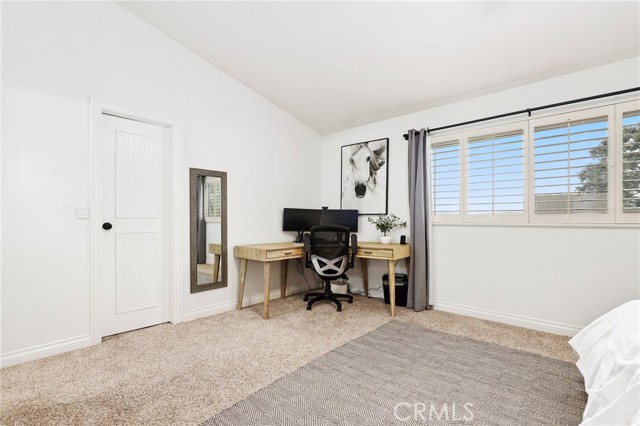 14 Black Oak, Irvine CA: https://media.crmls.org/medias/292f9fb4-d693-4e9e-8b94-b585fd0eefa0.jpg