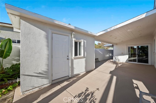13358 Blythe Street, North Hollywood CA: https://media.crmls.org/medias/292f9fdd-c355-43d1-b168-6a759372f010.jpg