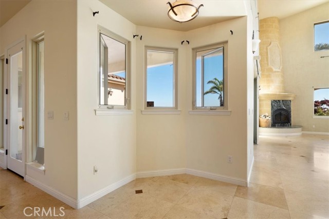 1685 Scenic View Way, Nipomo CA: https://media.crmls.org/medias/292fd305-ddf8-4a74-bde3-ed9d3d89f4b1.jpg