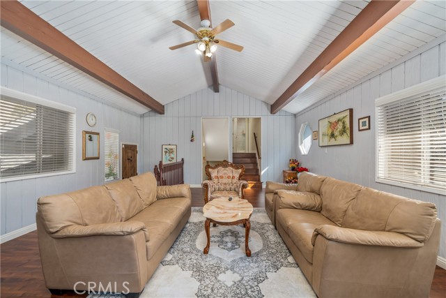 Detail Gallery Image 8 of 27 For 1025 Rivera, Wrightwood,  CA 92397 - 3 Beds | 2 Baths