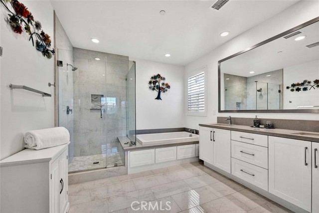 Detail Gallery Image 35 of 59 For 1270 E Providence Loop, Placentia,  CA 92870 - 4 Beds | 4/1 Baths