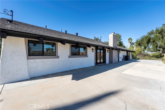 Detail Gallery Image 31 of 44 For 17221 Ranchero Rd, Riverside,  CA 92504 - 5 Beds | 2 Baths