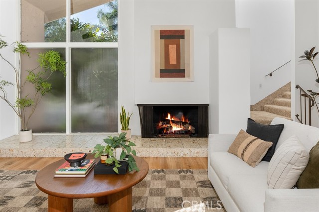 Detail Gallery Image 15 of 64 For 5360 E El Jardin St, Long Beach,  CA 90815 - 4 Beds | 3 Baths