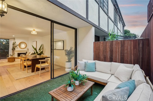 Detail Gallery Image 32 of 32 For 713 9th St #3,  Santa Monica,  CA 90402 - 3 Beds | 3 Baths