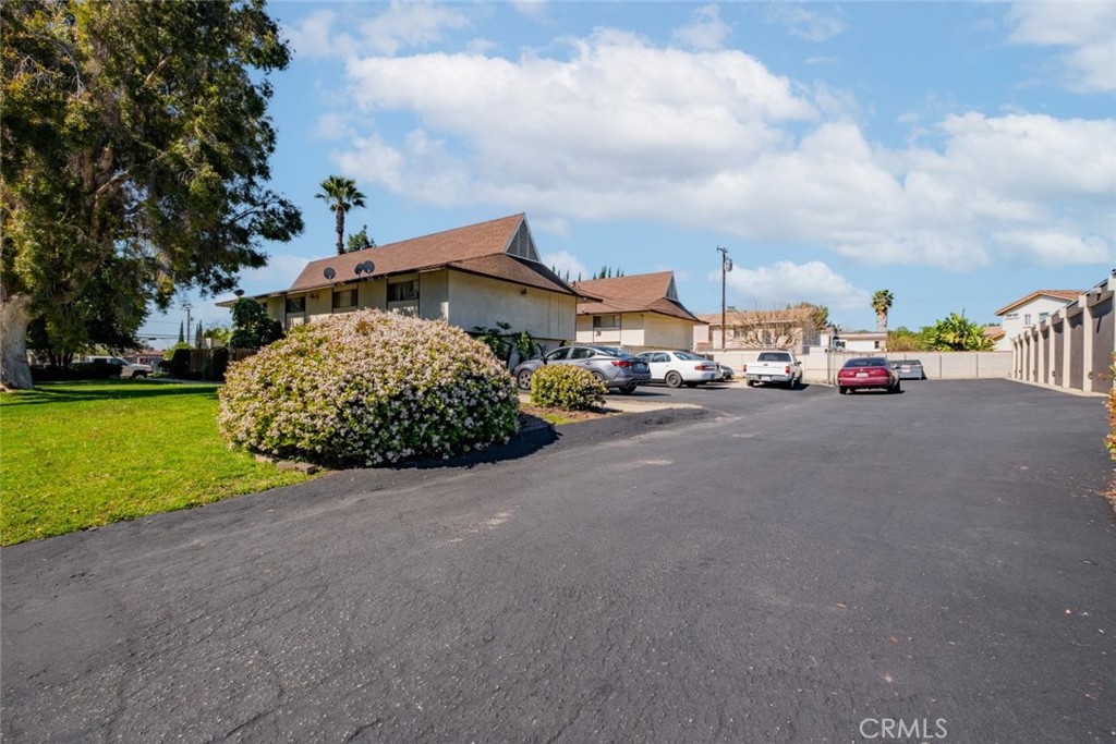 Duplex at 1935 Royalty Drive