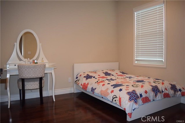 Detail Gallery Image 16 of 20 For 183 Desert Bloom, Irvine,  CA 92618 - 4 Beds | 3 Baths