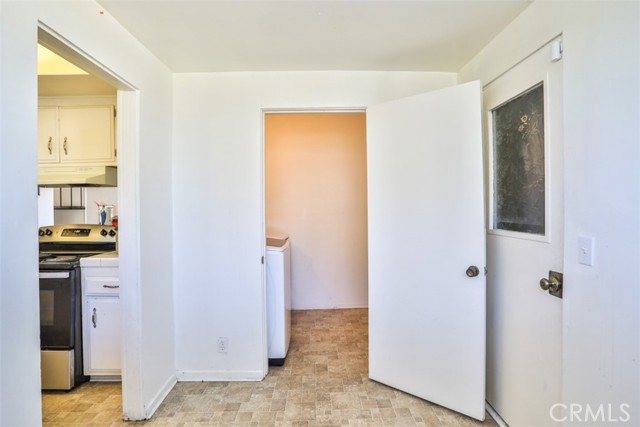 Detail Gallery Image 14 of 40 For 14247 Canterbury Dr, Victorville,  CA 92395 - 2 Beds | 2 Baths