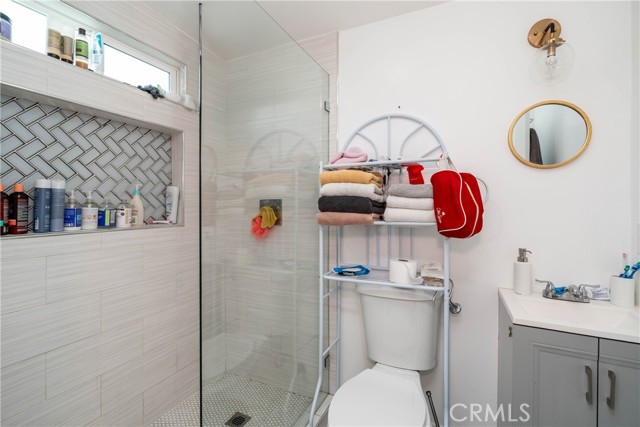 Detail Gallery Image 32 of 42 For 1406 E 108th St, Los Angeles,  CA 90059 - – Beds | – Baths