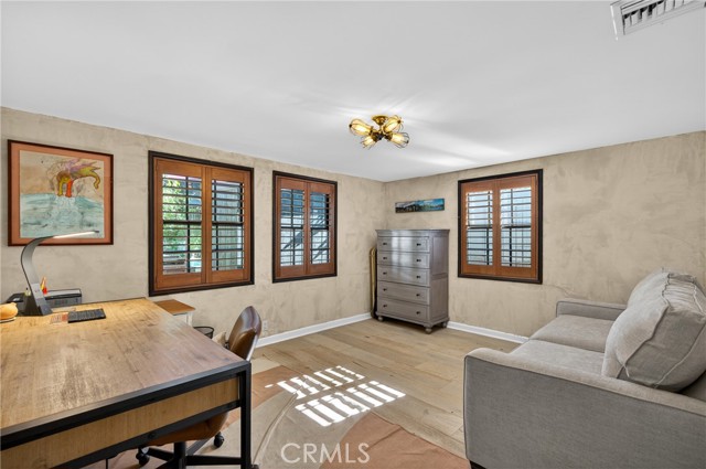 Detail Gallery Image 44 of 75 For 5526 Fulton, Sherman Oaks,  CA 91401 - 3 Beds | 3 Baths