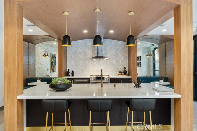 Detail Gallery Image 31 of 38 For 1333 S Orange Grove Ave #401,  Los Angeles,  CA 90019 - 3 Beds | 2/1 Baths