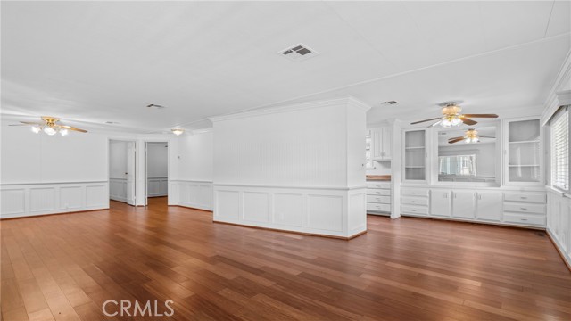 1422 Rainbrook Way, Corona CA: https://media.crmls.org/medias/2939819b-ab9d-40df-90d6-a51b10411441.jpg