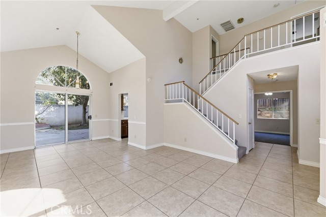 Detail Gallery Image 6 of 51 For 14988 Long View Dr, Fontana,  CA 92337 - 4 Beds | 3 Baths