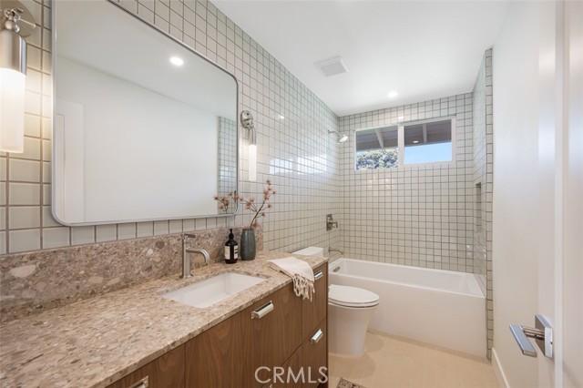 Detail Gallery Image 43 of 54 For 2880 Club House Rd, Costa Mesa,  CA 92626 - 5 Beds | 2/1 Baths