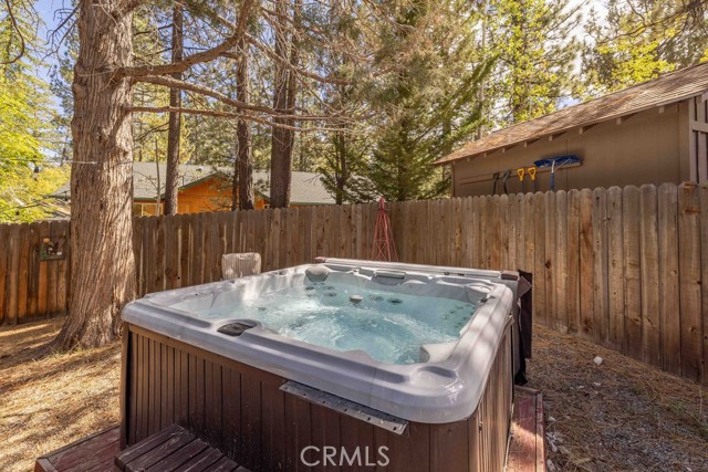 285 Santa Clara Boulevard, Big Bear Lake, CA 92315