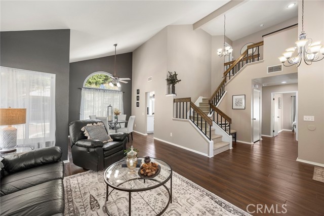 Detail Gallery Image 4 of 29 For 24498 Jacarte Dr, Murrieta,  CA 92562 - 4 Beds | 3 Baths