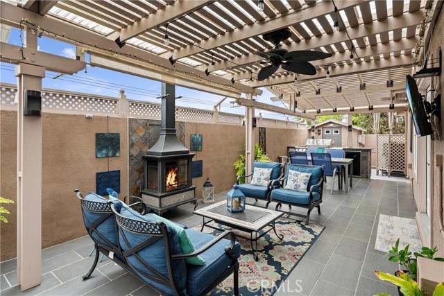 18516 Casandra Avenue, Cerritos CA: https://media.crmls.org/medias/293bc551-f020-4a50-90c9-c574571fccbf.jpg