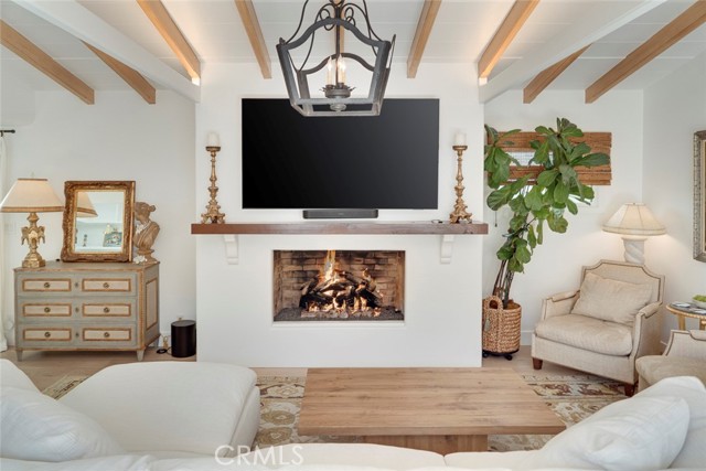 Detail Gallery Image 15 of 64 For 106 via Cordova, Newport Beach,  CA 92663 - 2 Beds | 2 Baths