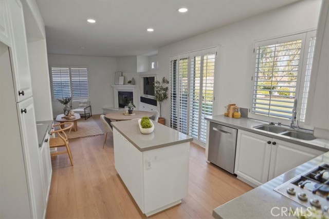 Image 5 of 28 For 26104 Singer Place