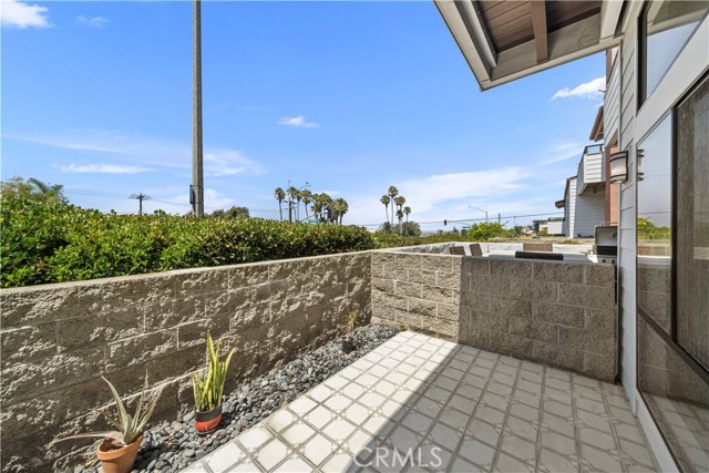 Detail Gallery Image 21 of 22 For 414 Calle Miramar, Redondo Beach,  CA 90277 - 3 Beds | 3 Baths