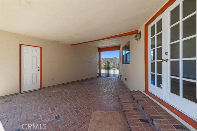 13620 Pales, Agua Dulce CA: https://media.crmls.org/medias/293d520c-ab31-444e-85ff-1f7cab3213c7.jpg
