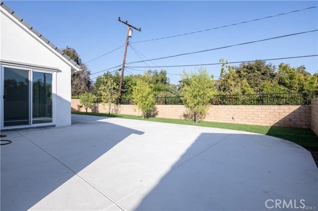 Detail Gallery Image 2 of 28 For 3827 Laurita Ave, Pasadena,  CA 91107 - 5 Beds | 5 Baths