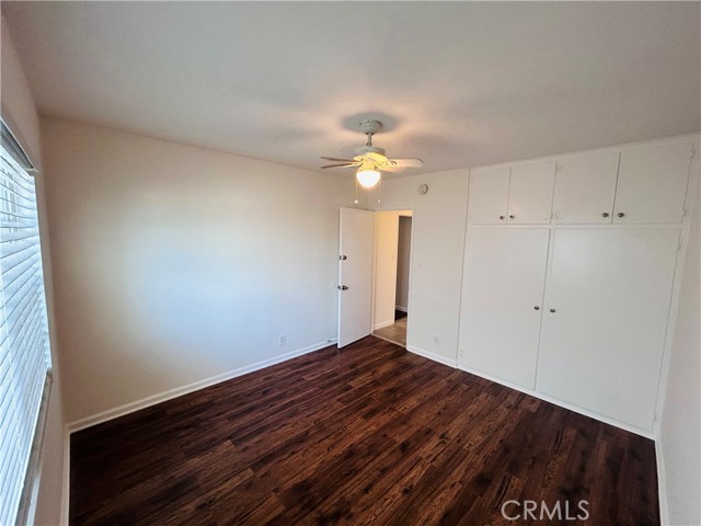 5636 Willowcrest Avenue, North Hollywood CA: https://media.crmls.org/medias/293e92b8-06cc-43b0-b083-6247fbbe81dd.jpg