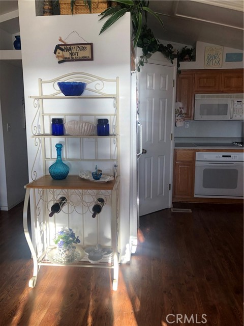 Detail Gallery Image 8 of 20 For 104 Thunderhead 1 Havasu Lake, Ca 92363 Ln, Needles,  CA 92363 - 3 Beds | 2 Baths
