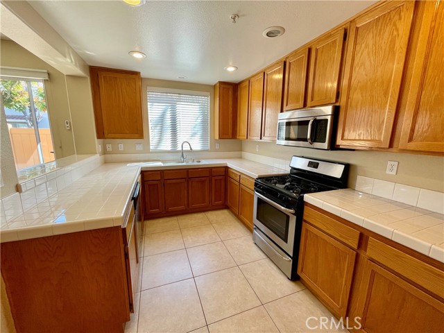 Detail Gallery Image 10 of 14 For 172 California Ct, Mission Viejo,  CA 92692 - 2 Beds | 2/1 Baths