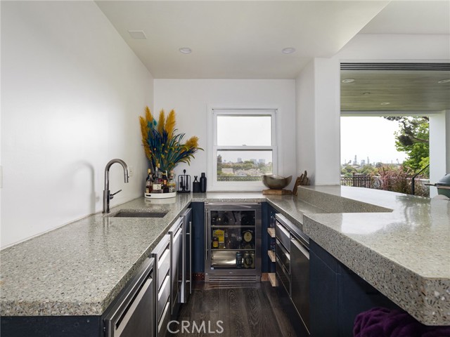Detail Gallery Image 27 of 33 For 360 Hillcrest Street, El Segundo,  CA 90245 - 4 Beds | 4 Baths