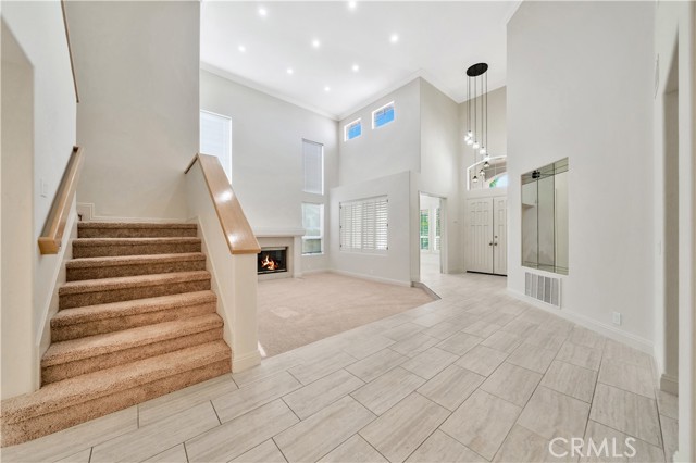 18836 Jeffrey Avenue, Cerritos CA: https://media.crmls.org/medias/2941945a-087c-4608-a844-37ab5493c7b7.jpg